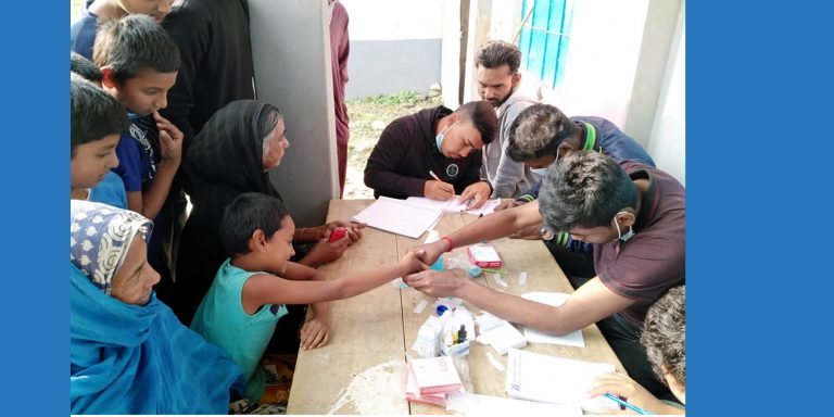 নাটোরবিজয়ের মাস উপলক্ষে নাটোরে দিনব্যাপি ফ্রি মেডিকেল ক্যাম্প